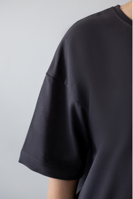 Футболка жіноча